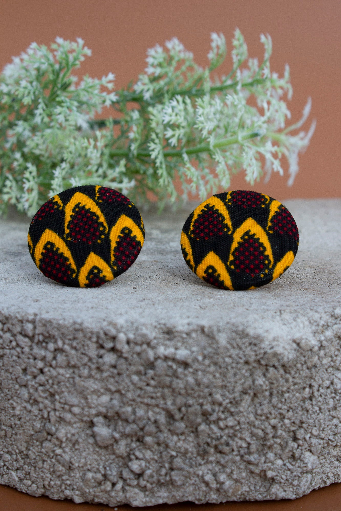 Vero Button Earrings