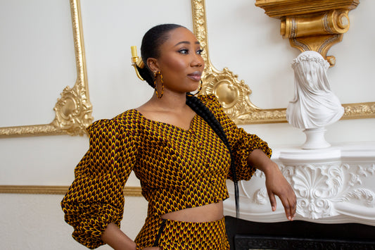 Vero Balloon Sleeve Crop Top