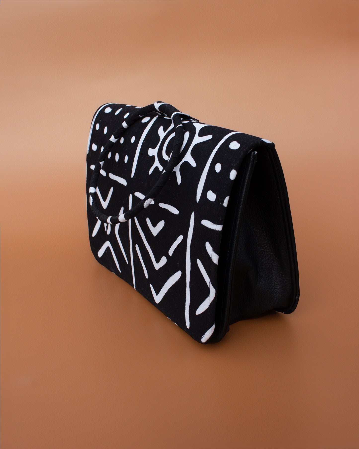 Monochrome African Print Ring Bag