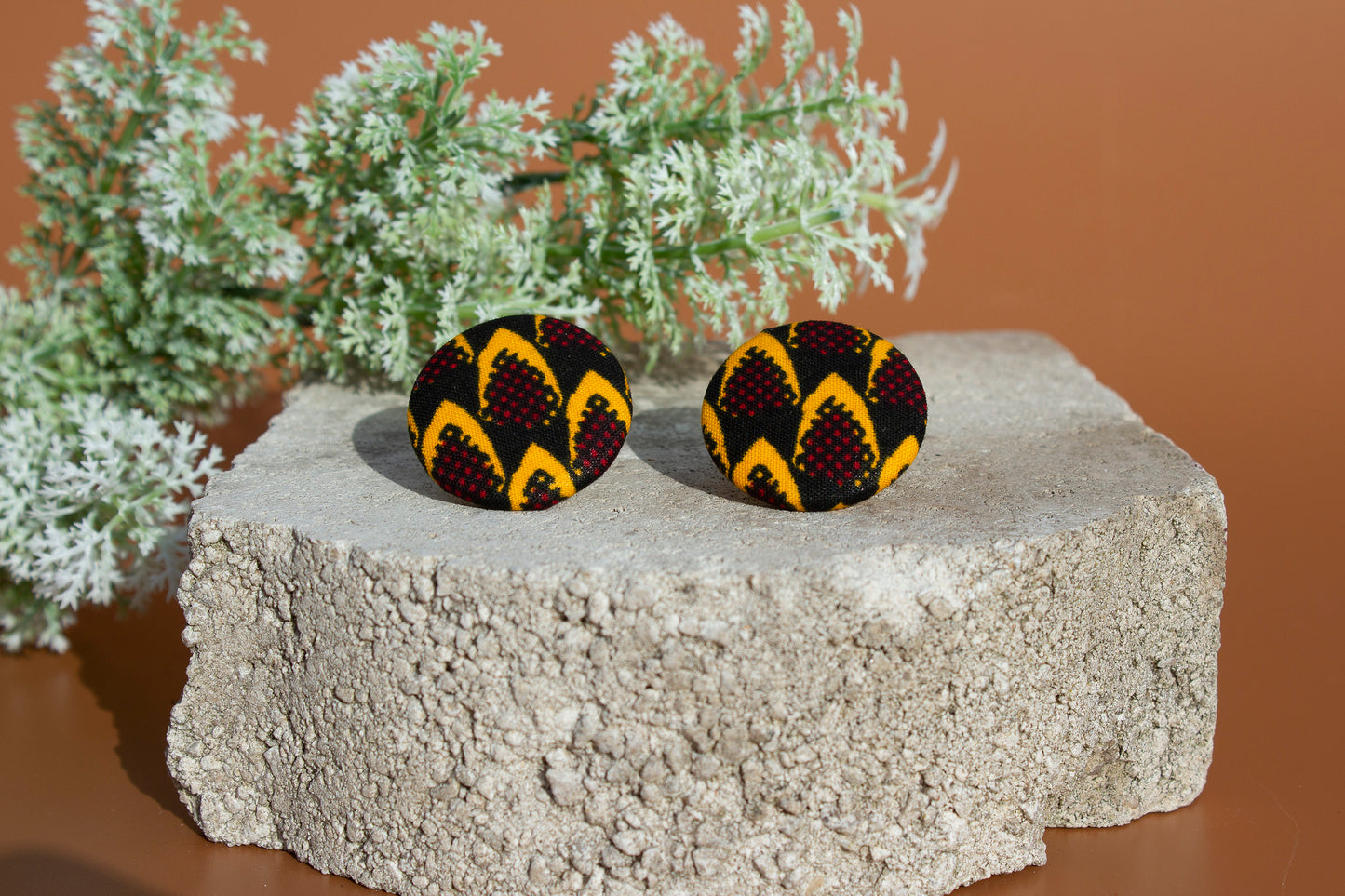 Vero Button Earrings