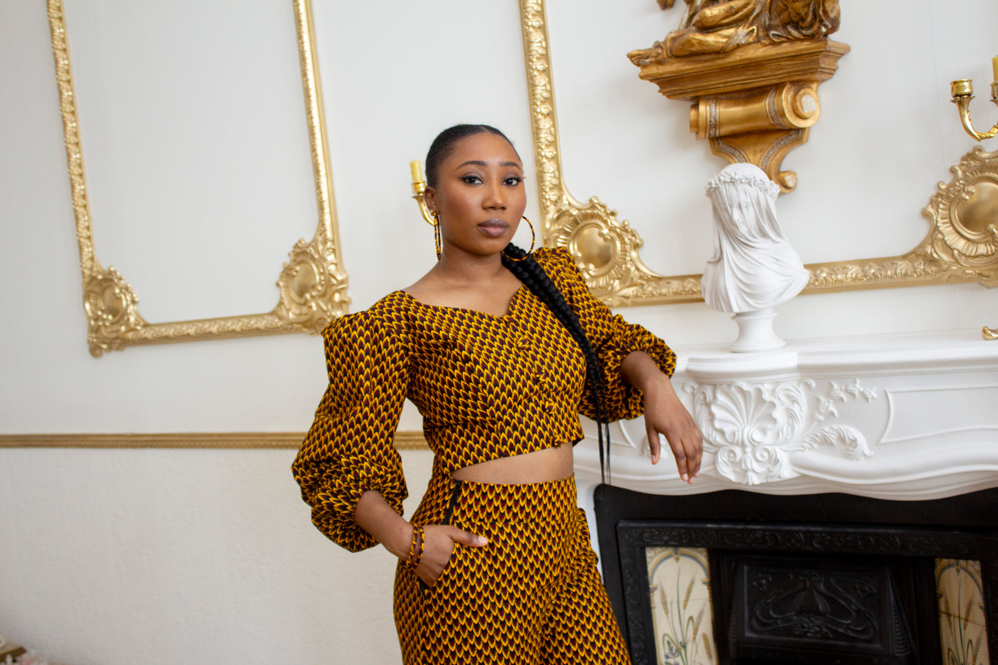 Vero Balloon Sleeve Crop Top